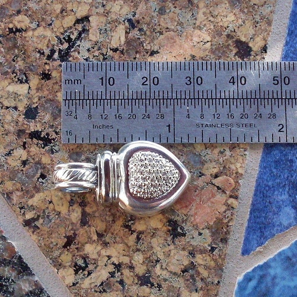 Retired David Yurman Diamond Heart Pendant w/Chain - 18K/925 - Gift Boxed - Picture 10 of 12